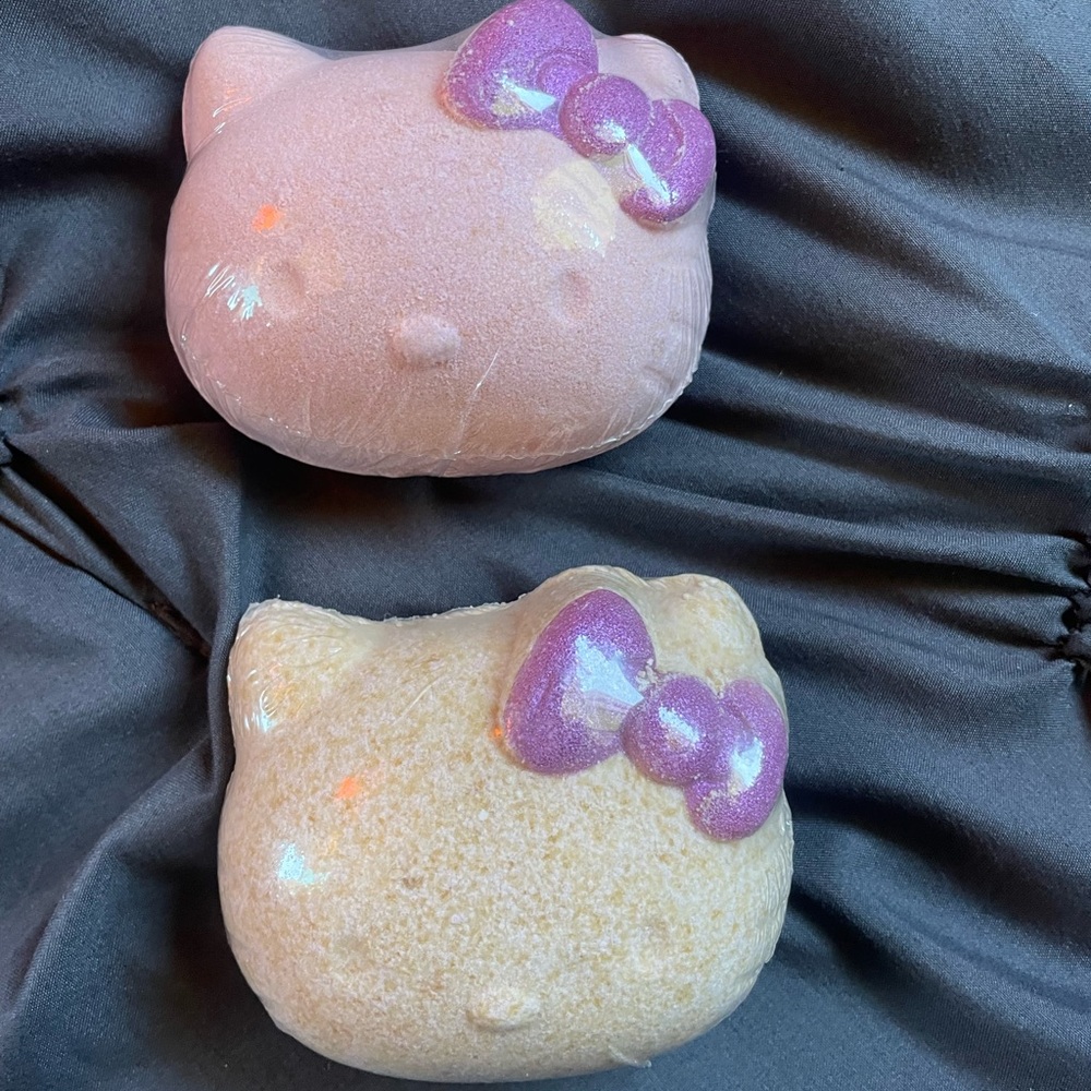 NWOT Two random sealed Hello Kitty x The Creme Shoppe Bath Bombs